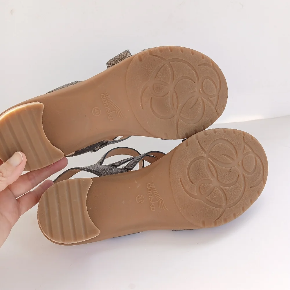 Dansko Tansy Gunmetal Strappy Sandals Size 41